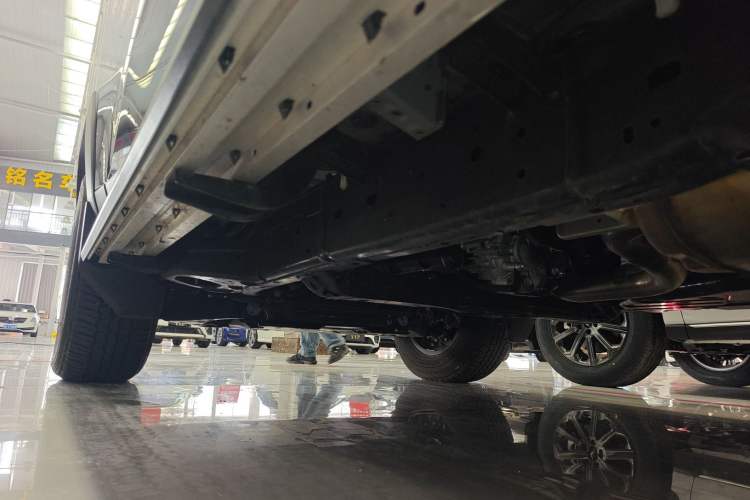 Used Toyota Prado 2025 2.4T All-Weather TX Version 5 Seats Left Side Sill