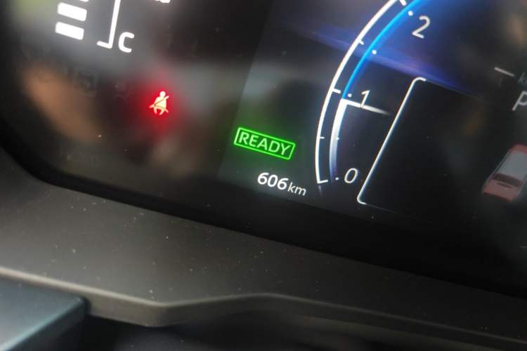 Used Toyota Prado 2025 2.4T All-Weather TX Version 5 Seats Odometer Close Up
