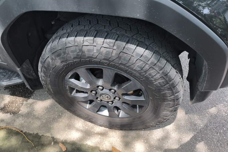Used Toyota Prado 2025 2.4T Wilderness WX Edition 5 Seats Right Front Wheel Hub
