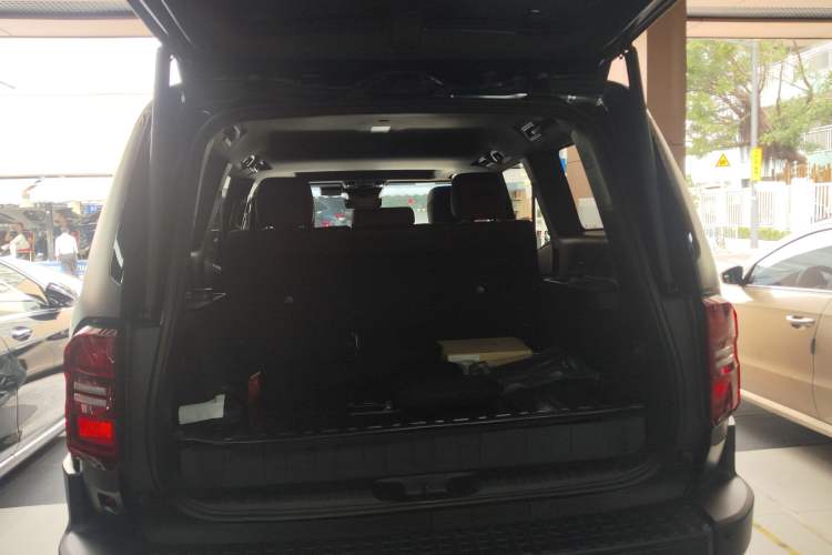 Used Toyota Prado 2025 2.4T Wilderness WX Edition 5 Seats Trunk