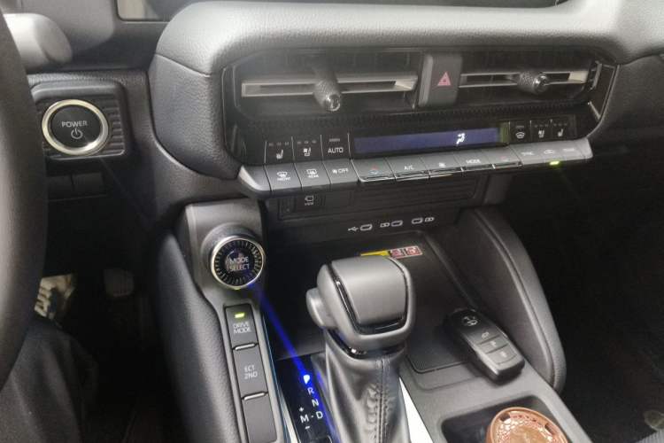 Used Toyota Prado 2025 2.4T Wilderness WX Edition 5 Seats Audio And AC Panel
