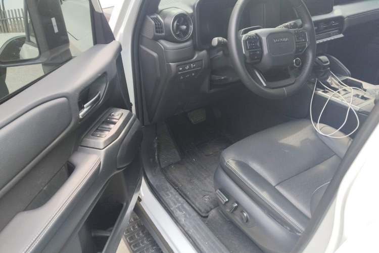 Used Toyota Prado 2025 2.4T All-Weather TX Version 5 Seats Driver Seat
