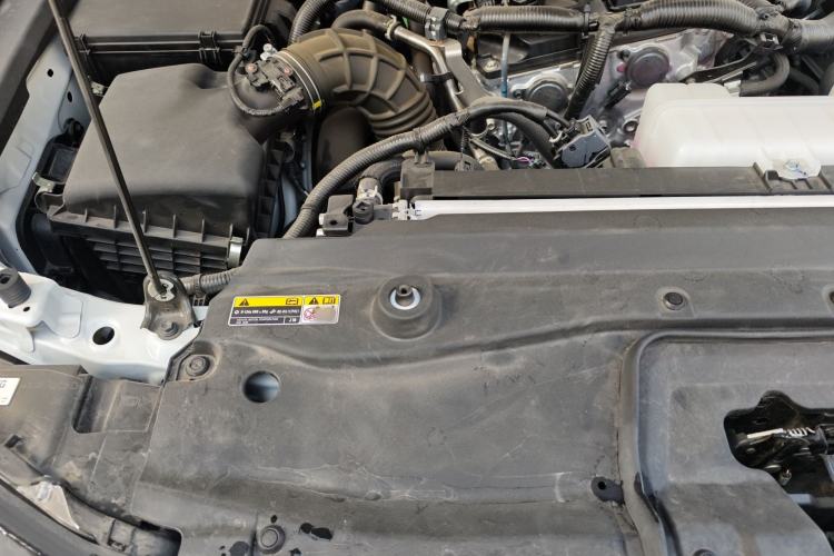 Used Toyota Prado 2025 2.4T All-Weather TX Version 5 Seats Engine Bay Right