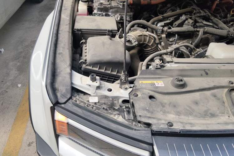 Used Toyota Prado 2025 2.4T Wilderness WX Edition 5 Seats Engine Bay Right