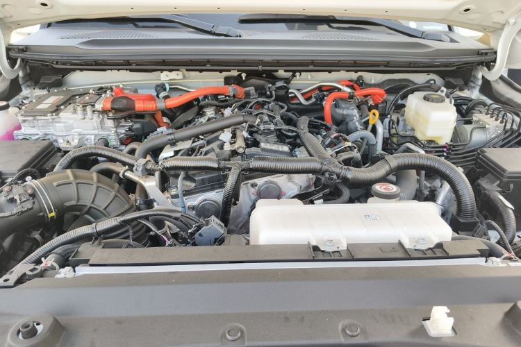 Used Toyota Prado 2025 2.4T All-Weather TX Version 5 Seats Engine Bay