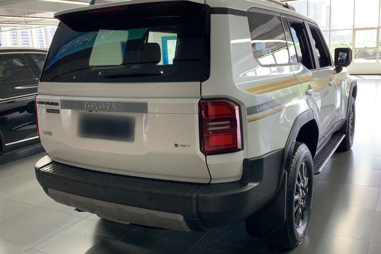 Used Toyota Prado 2025 2.4T All-Weather TX Version 5 Seats Exterior 4