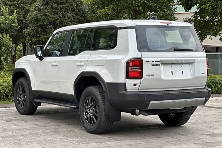 Used Toyota Prado 2025 2.4T All-Weather TX Version 5 Seats Exterior 4