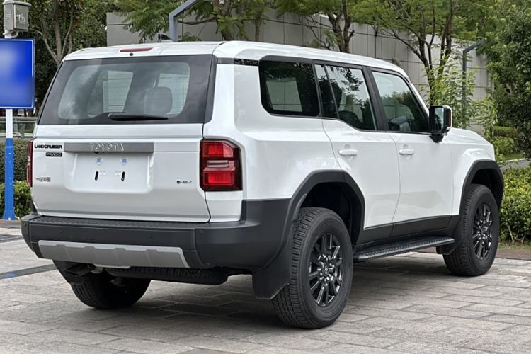 Used Toyota Prado 2025 2.4T All-Weather TX Version 5 Seats Exterior 6