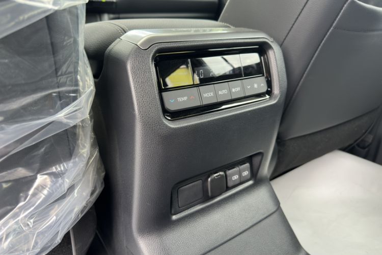 Used Toyota Prado 2025 2.4T All-Weather TX Version 5 Seats Exterior 7