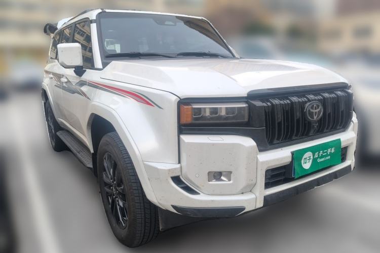 Used Toyota Prado 2025 2.4T Flagship VX Version 5 Seats Front Right 45 Deg