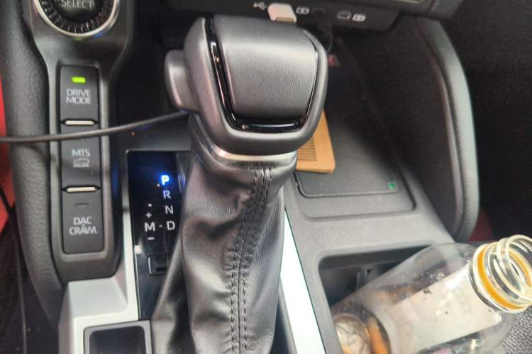 Used Toyota Prado 2025 2.4T Flagship VX Version 5 Seats Gear Lever