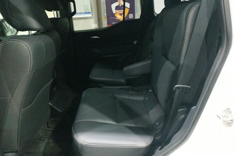 Used Toyota Prado 2025 2.4T Wilderness WX Edition 6 Seats Interior 4