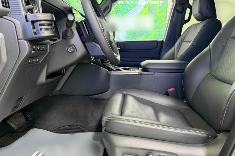 Used Toyota Prado 2025 2.4T Wilderness WX Edition 5 Seats Interior 4