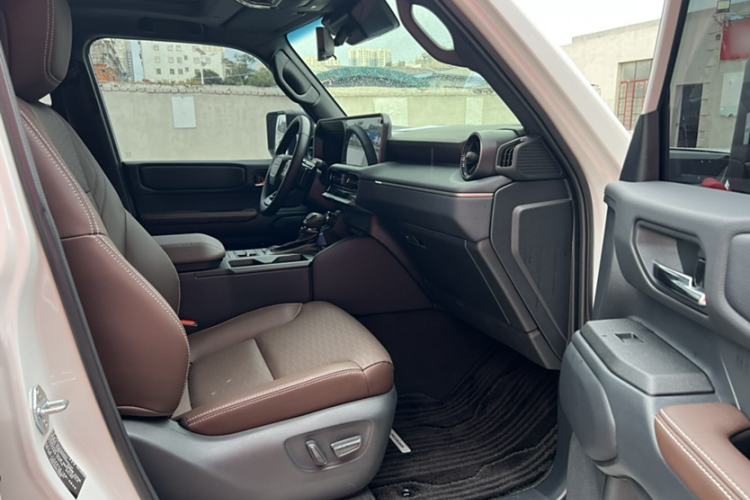 Used Toyota Prado 2025 2.4T Wilderness WX Edition 5 Seats Interior 4