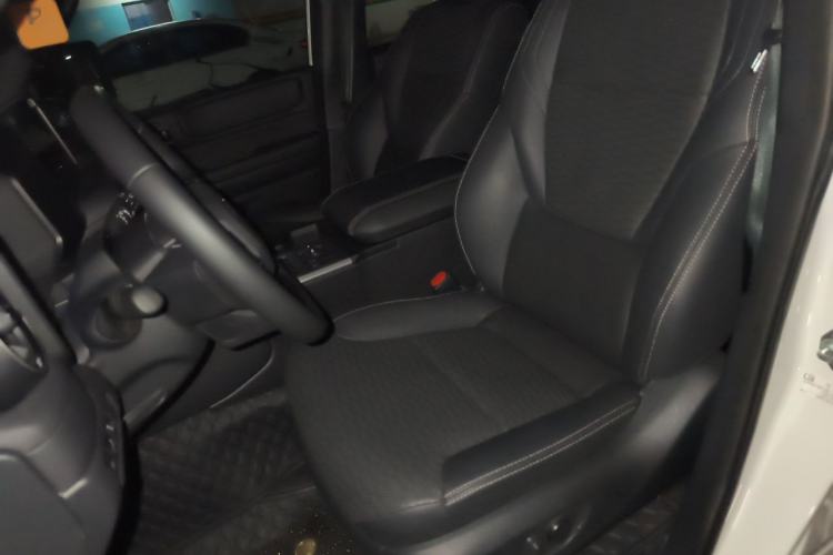 Used Toyota Prado 2025 2.4T All-Weather TX Version 5 Seats Left Front Seat
