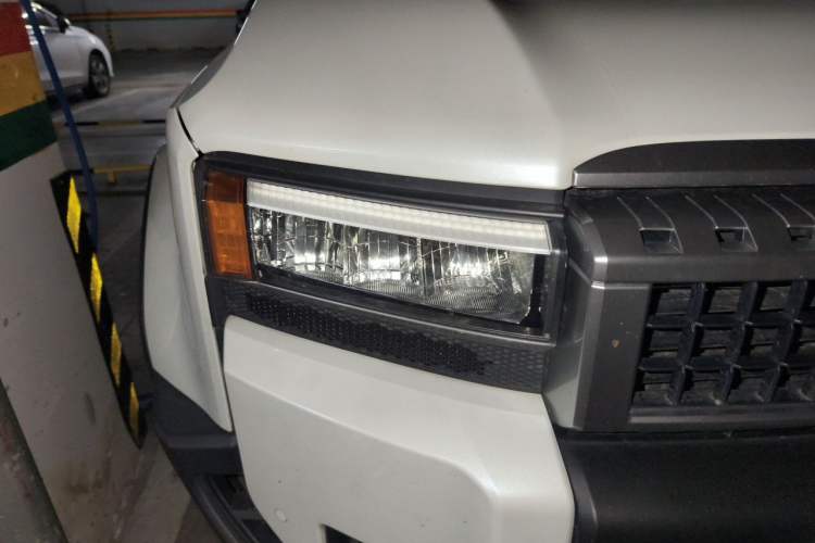 Used Toyota Prado 2025 2.4T All-Weather TX Version 5 Seats Right Front Headlight