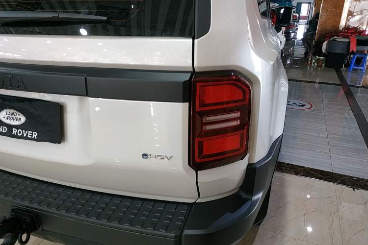 Used Toyota Prado 2025 2.4T Cross-Border BX Edition 5 Seats Right Rear Taillight