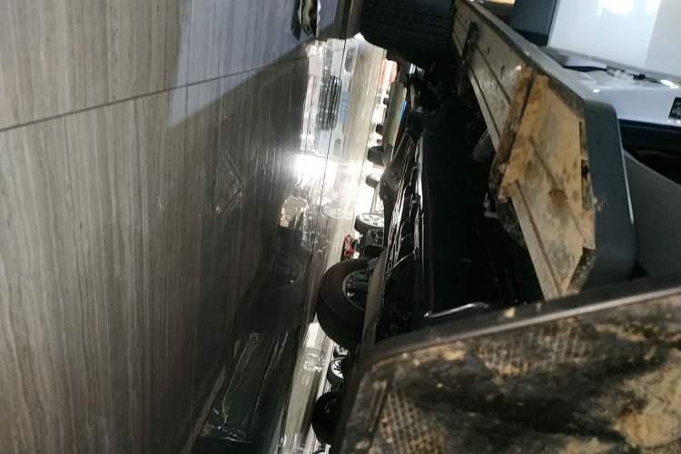Used Toyota Prado 2025 2.4T Cross-Border BX Edition 5 Seats Right Side Sill