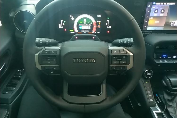 Used Toyota Prado 2025 2.4T All-Weather TX Version 5 Seats Steering Wheel
