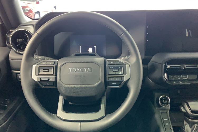 Used Toyota Prado 2025 2.4T All-Weather TX Version 5 Seats Steering Wheel