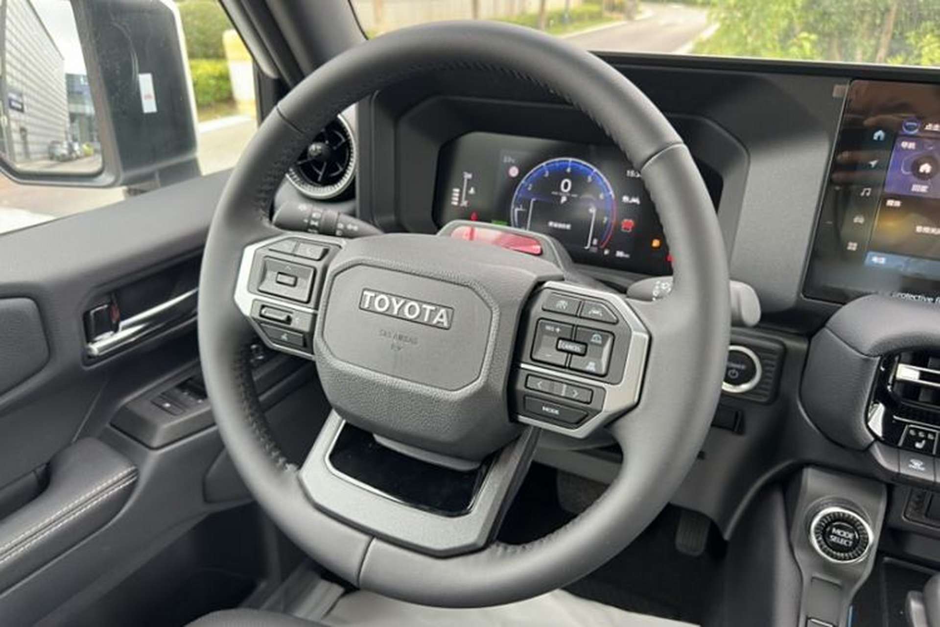 Used Toyota Prado 2025 2.4T All-Weather TX Version 5 Seats Steering Wheel