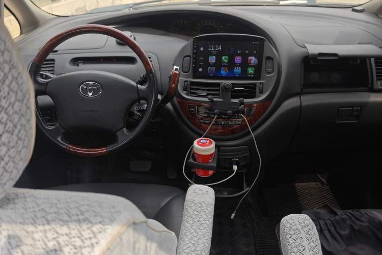 Used Toyota Previa 2004 2.4L AT Center Console