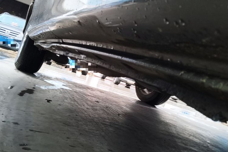 Used Toyota Previa 2004 2.4L AT Chassis Front Right