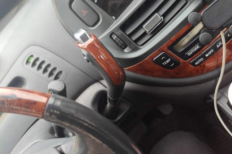 Used Toyota Previa 2004 2.4L AT Gear Lever