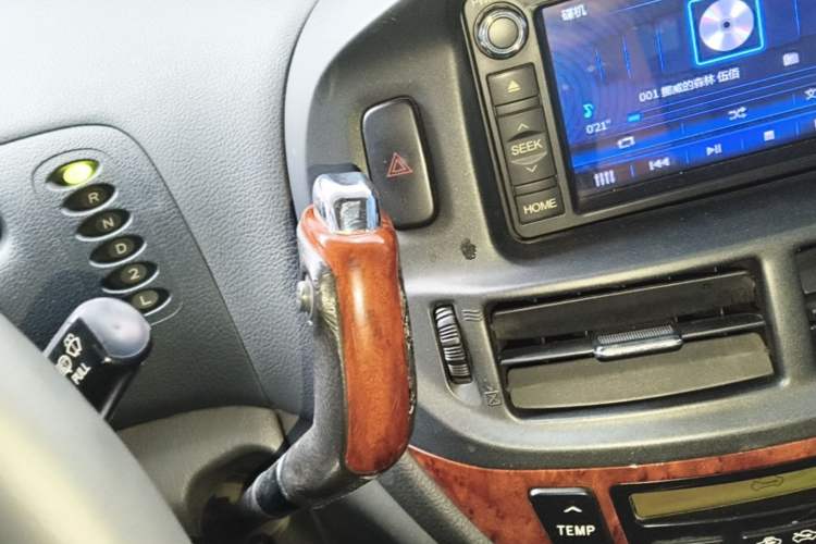 Used Toyota Previa 2004 2.4L AT Gear Lever