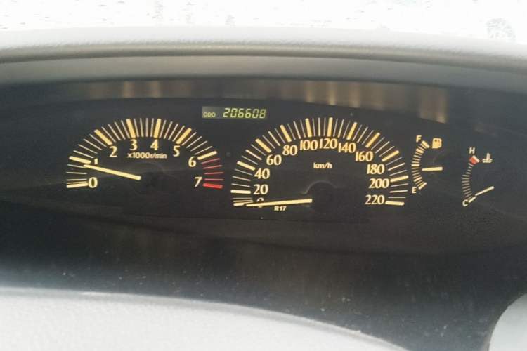 Used Toyota Previa 2004 2.4L AT Instrument Cluster