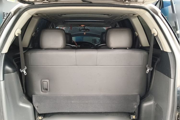 Used Toyota Previa 2004 2.4L AT Trunk