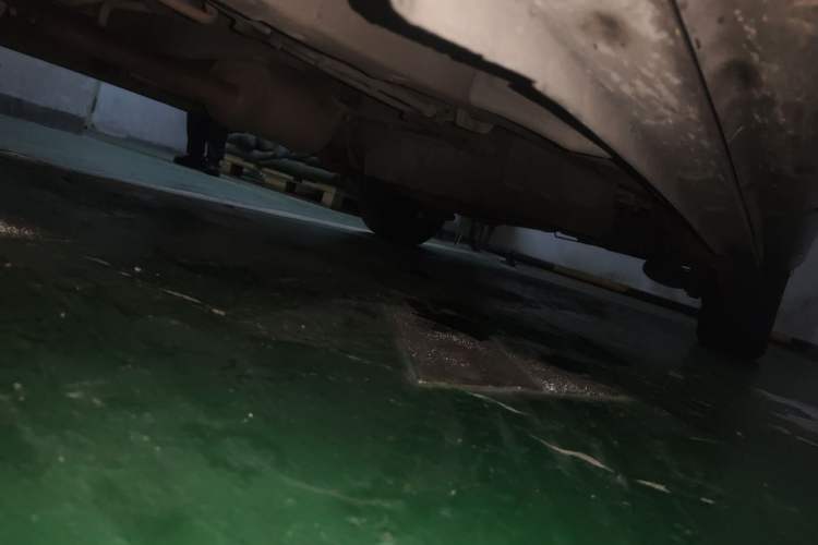 Used Toyota Previa 2004 2.4L AT Chassis Front Left
