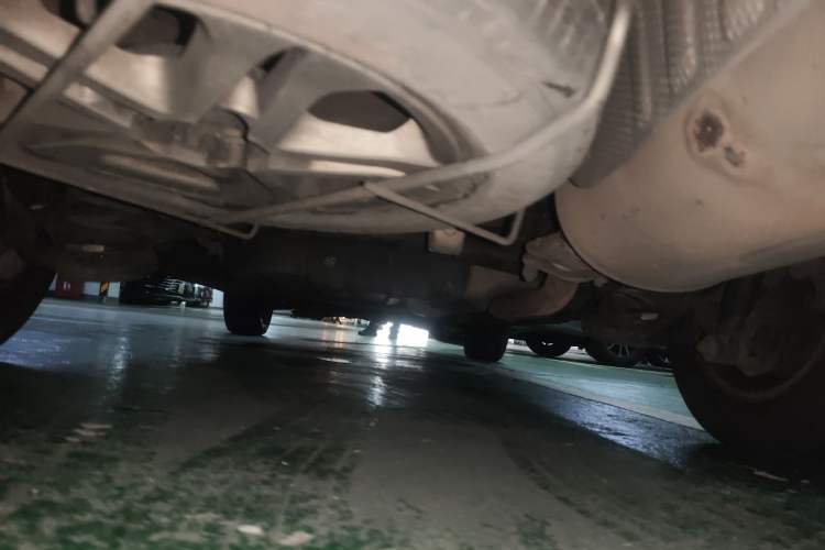 Used Toyota Previa 2004 2.4L AT Chassis Rear