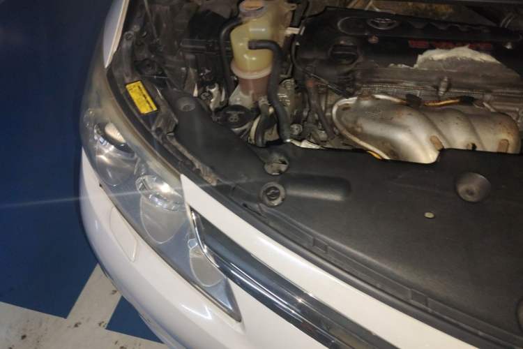 Used Toyota Previa 2006 2.4L 7-Seater Luxury Edition Engine Bay Right