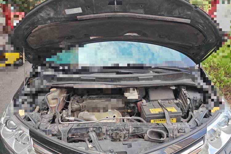 Used Toyota Previa 2006 2.4L 7-Seater Standard Edition Engine Bay