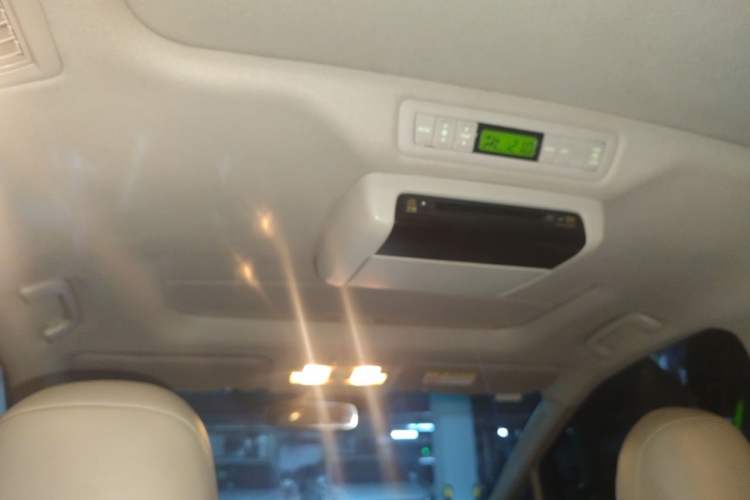 Used Toyota Previa 2006 2.4L 7-Seater Luxury Edition Headliner