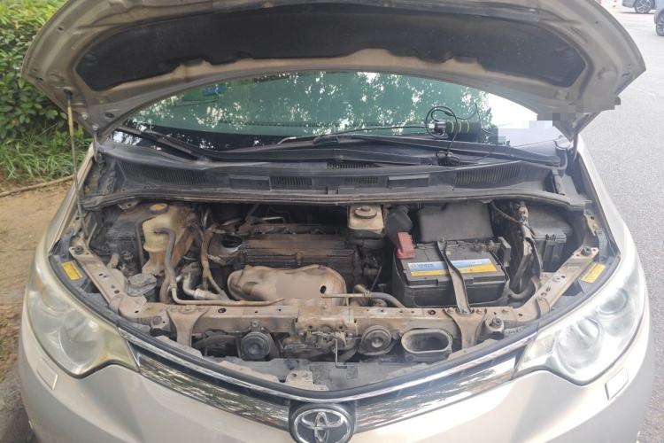 Used Toyota Previa 2006 2.4L 7-Seater Luxury Edition Engine Bay