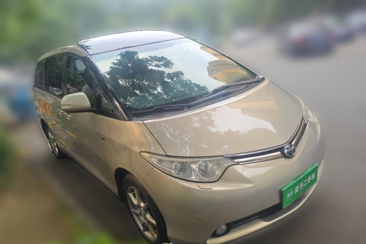 Used Toyota Previa 2006 2.4L 7-Seater Luxury Edition Front Right 45 Deg