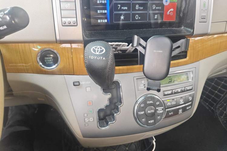 Used Toyota Previa 2006 2.4L 7-Seater Luxury Edition Gear Lever