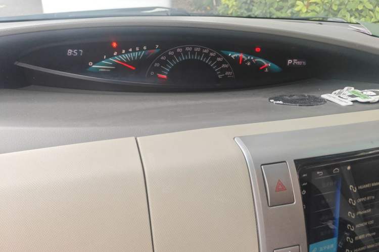 Used Toyota Previa 2006 2.4L 7-Seater Luxury Edition Instrument Cluster