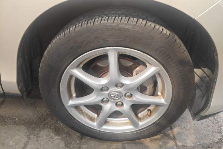 Used Toyota Previa 2006 2.4L 7-Seater Luxury Edition Right Front Wheel Hub