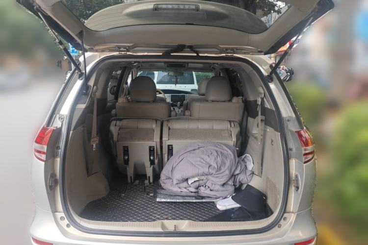 Used Toyota Previa 2006 2.4L 7-Seater Luxury Edition Trunk