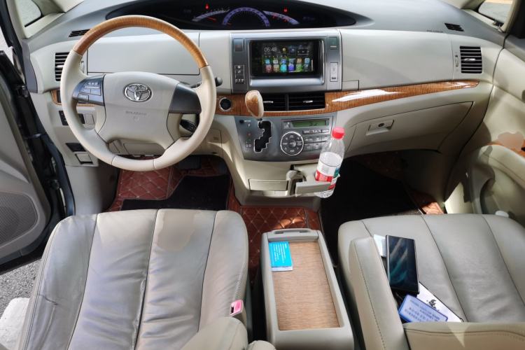 Used Toyota Previa 2006 2.4L 7-Seater Standard Edition Center Console
