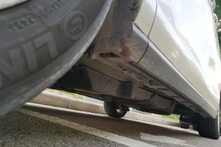 Used Toyota Previa 2006 2.4L 7-Seater Standard Edition Chassis Front Left