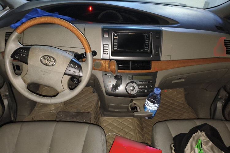 Used Toyota Previa 2006 2.4L 7-Seater Luxury Edition Center Console