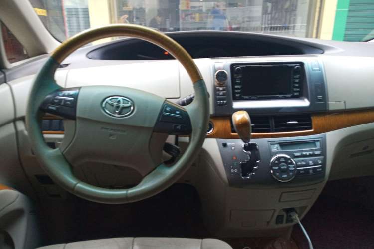 Used Toyota Previa 2006 2.4L 7-Seater Luxury Edition Center Console