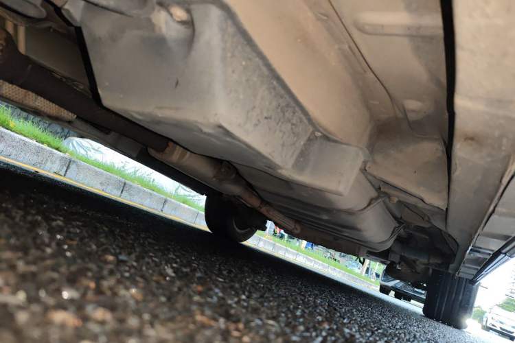 Used Toyota Previa 2006 2.4L 7-Seater Standard Edition Chassis Front Left