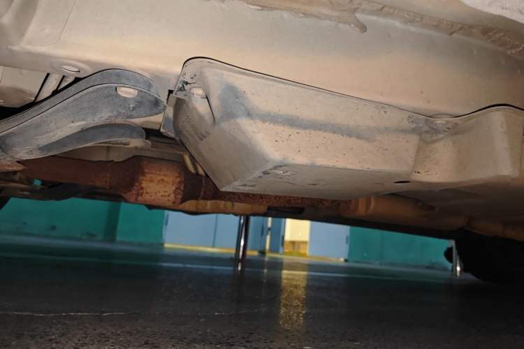 Used Toyota Previa 2006 2.4L 7-Seater Luxury Edition Chassis Front Left