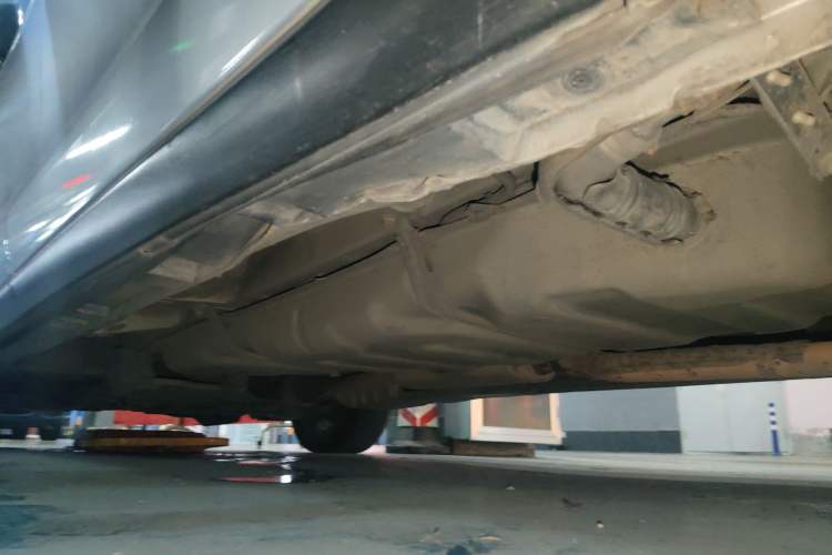 Used Toyota Previa 2006 2.4L 7-Seater Luxury Edition Chassis Rear Left