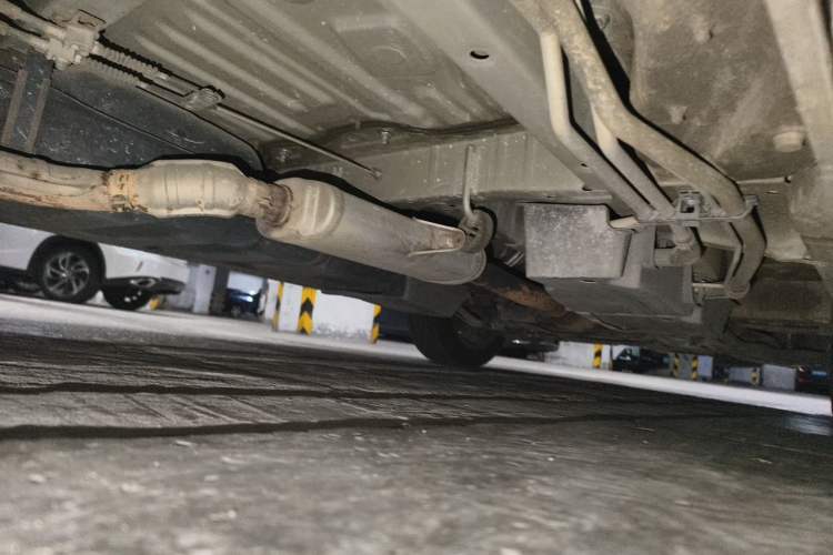 Used Toyota Previa 2006 2.4L 7-Seater Standard Edition Chassis Rear Right